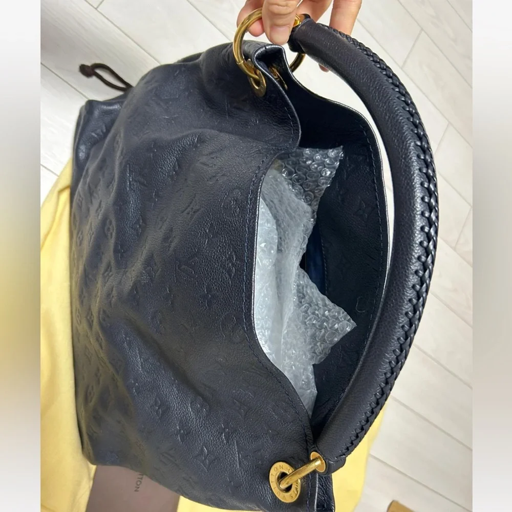 💎 BEAUTIFUL💎 authentic LEATHER ARTSY MM LOUIS VUITTON - Picture 15 of 17
